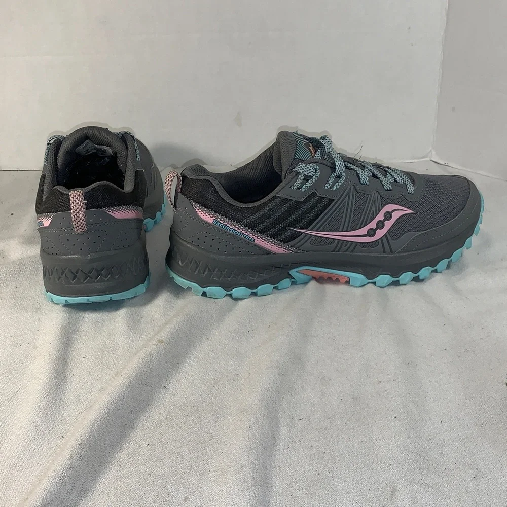 Saucony stylish athletic